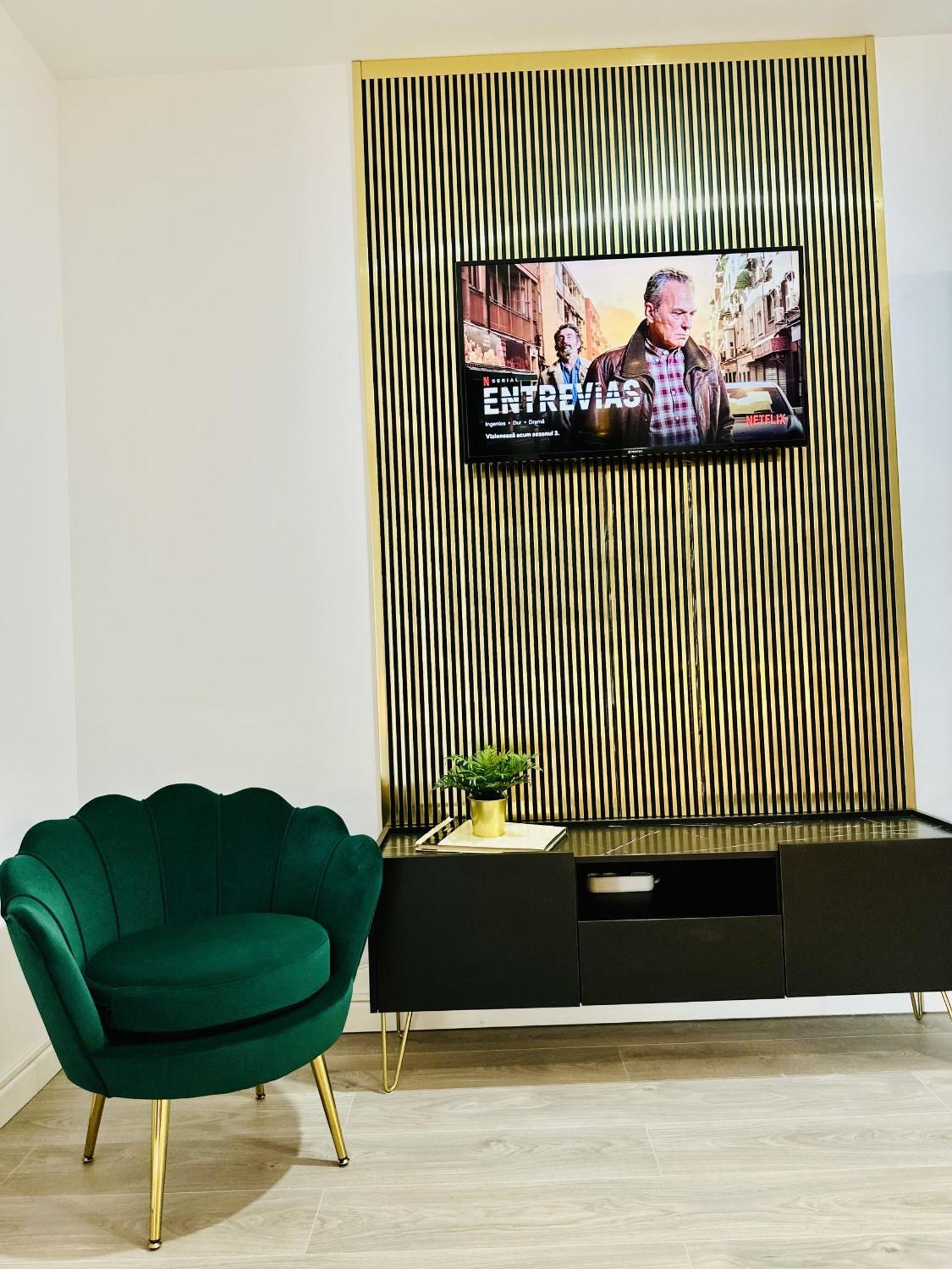 Luxroom In Greenfuture Синая Экстерьер фото